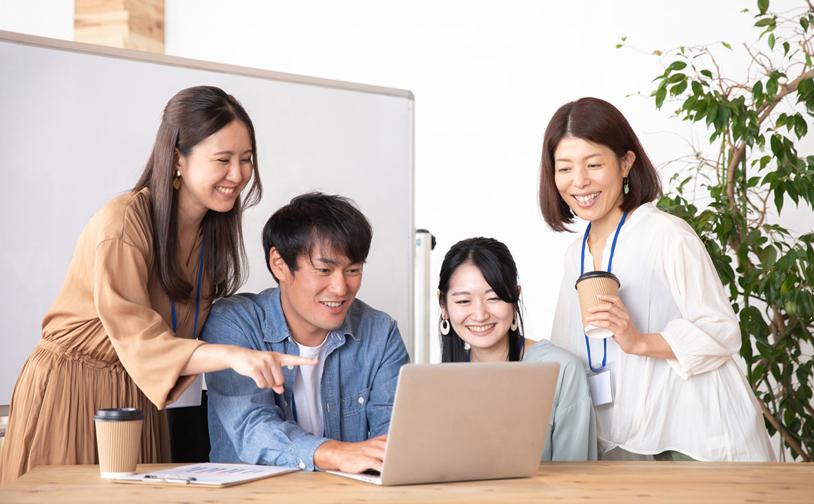 就労と定着。職場で働く人たち